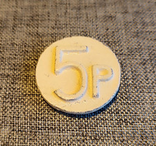 5p  5 pence  47mm Nominator