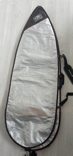 Ocean earth surfboard - 5’8,