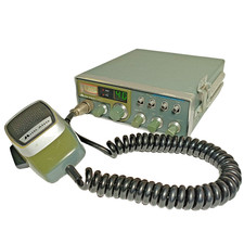 Vintage MIDLAND 4001RD (77-004) Precision Series CiBi CB Radio - 40 Channel AM/FM