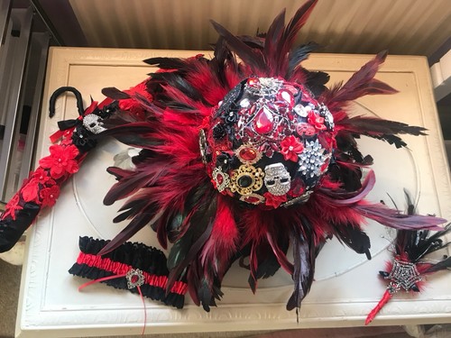 Wedding brooch bouquet