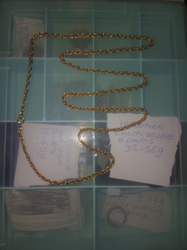 9ct solid gold triple - 9ct, chain