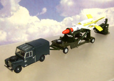 OXFORD DIECAST 1/76 RAF LAND ROVER TRAILER & BRISTOL BLOODHOUND MISSILE 76SET65
