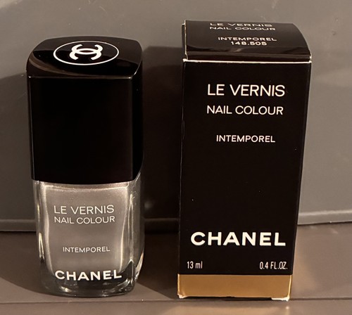 New rare chanel vernis nail - new,