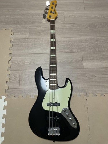 Fernandez jazz bass - bass, guitar