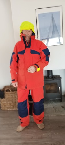 Offshore sailing suit
