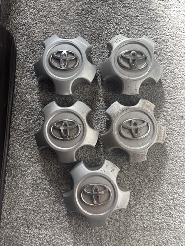 Five genuine toyota - five, centre