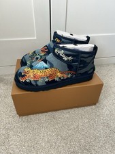 palace x ugg UK7 navy boot 