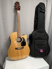 TAKAMINE EG530SC Acoustic Electric Guitar With Padded Gigbag & Strap