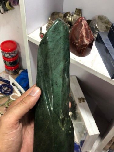 1355g natural nephrite - 1355g,