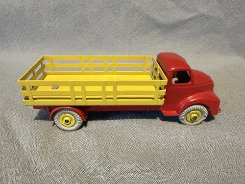 Dinky toys leyland comet - dinky,
