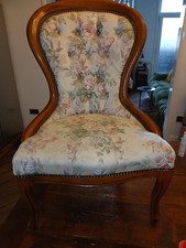 Balloon Back Bathroom/Bedroom