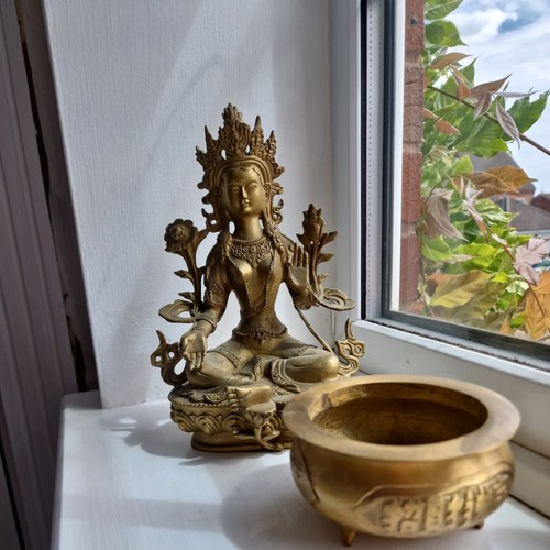 Bronze green tara mahayana - green,
