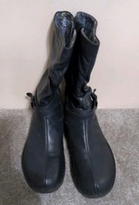 Moshulu Leather Navy Teacake