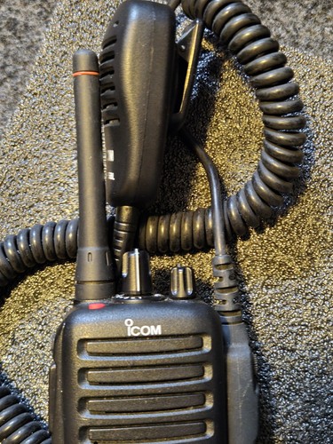 Icom uhf radios - icom,