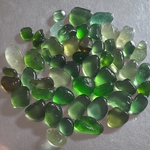 Shades green sea glass - 50,