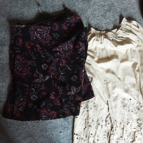 Ladies gypsy skirts l - m&,