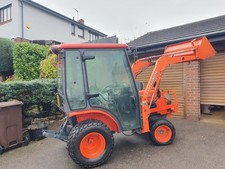 Kubota B2230 Compact Tractor with Front Loader