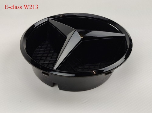Black front grille - front,
