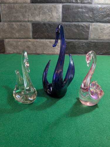 Art glass swan ornament - x3,