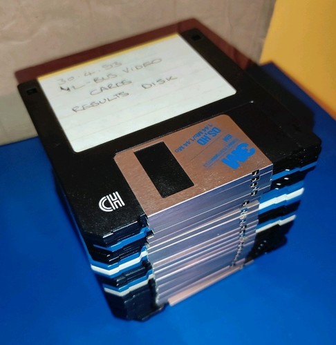 Used floppy disks - 25, 3.5"