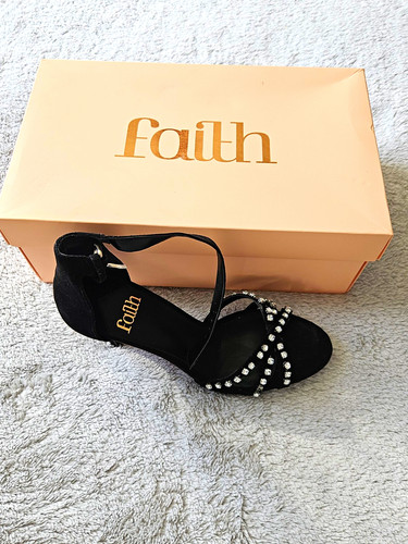 Faith dilton black faux - mf,