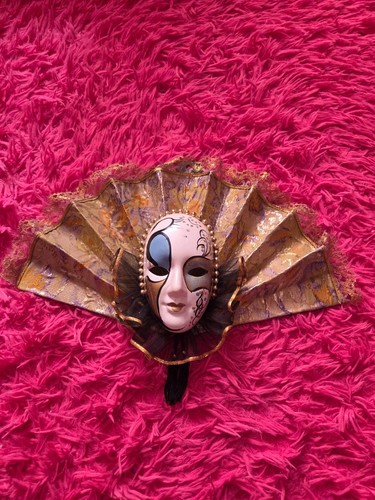 Vintage hanging gold venetian - vintage,