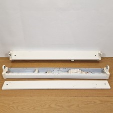 2 x Fluorescent Ceiling Light