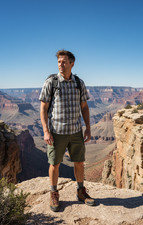 Macpac Mens Cross Terrain Logo