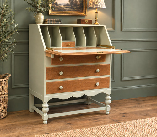 Unique renovated vintage oak - unique,