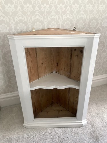 Shabby chic painted wooden - painted,