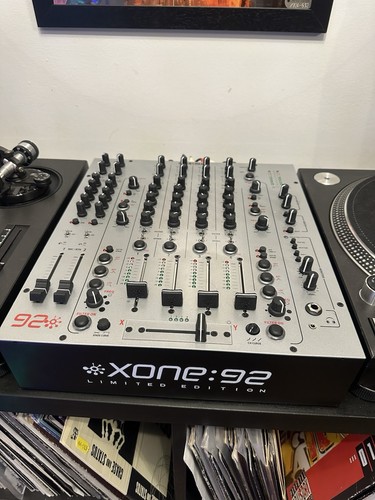 Allen heath xone 92 a - &,