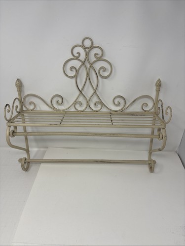 Vtg french provincial metal - vtg,