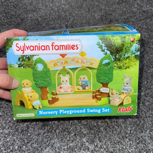 Sylvanian families nursery - families,