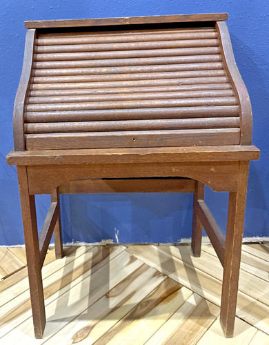 Vtg child size oak roll - vtg,