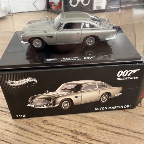 Hotwheels scale aston - 1/43,