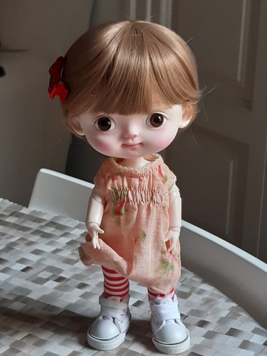 Sweet qbaby resin doll - -,