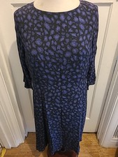 Ladies Fenn Wright Manson Size 12 Purple/Black Mid Sleeved Dress