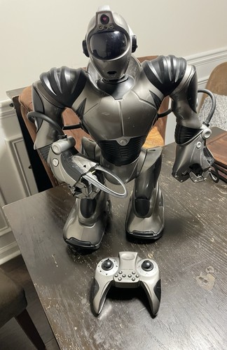 Robosapien sharper image - sharper,