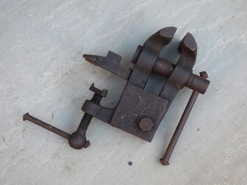 Vintage small vice - vintage, jeweller