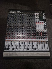 Behringer XENYX XL 1600 Mixing