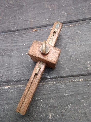 Vintage carpenters wooden - carpenters,