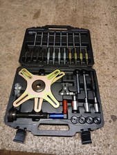 Self Adjusting Clutch Tool