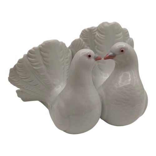 Lladro kissing doves - kissing, love