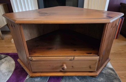 Solid pine wood - solid, tv