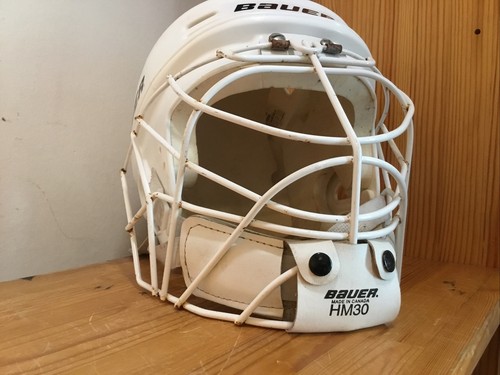 Bauer hm30 goalie mask - bauer,
