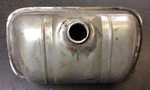 Petrol tank - (standard, size)