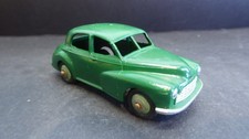 Vintage Dinky Toys #159 Morris Oxford Saloon - Restored