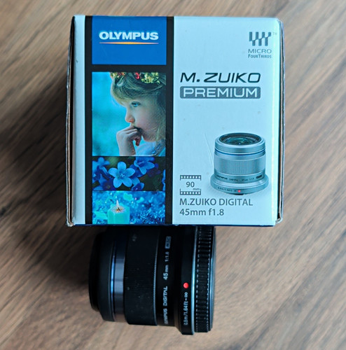 Olympus zuiko digital 45mm - olympus,