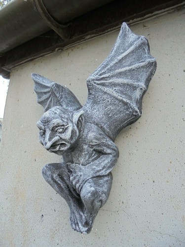 Winged gargoyle wall plaque - winged,