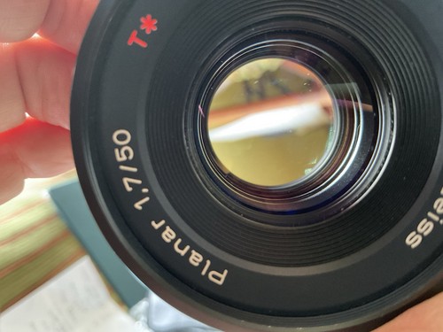 Carl zeiss planar 50mm - t*,